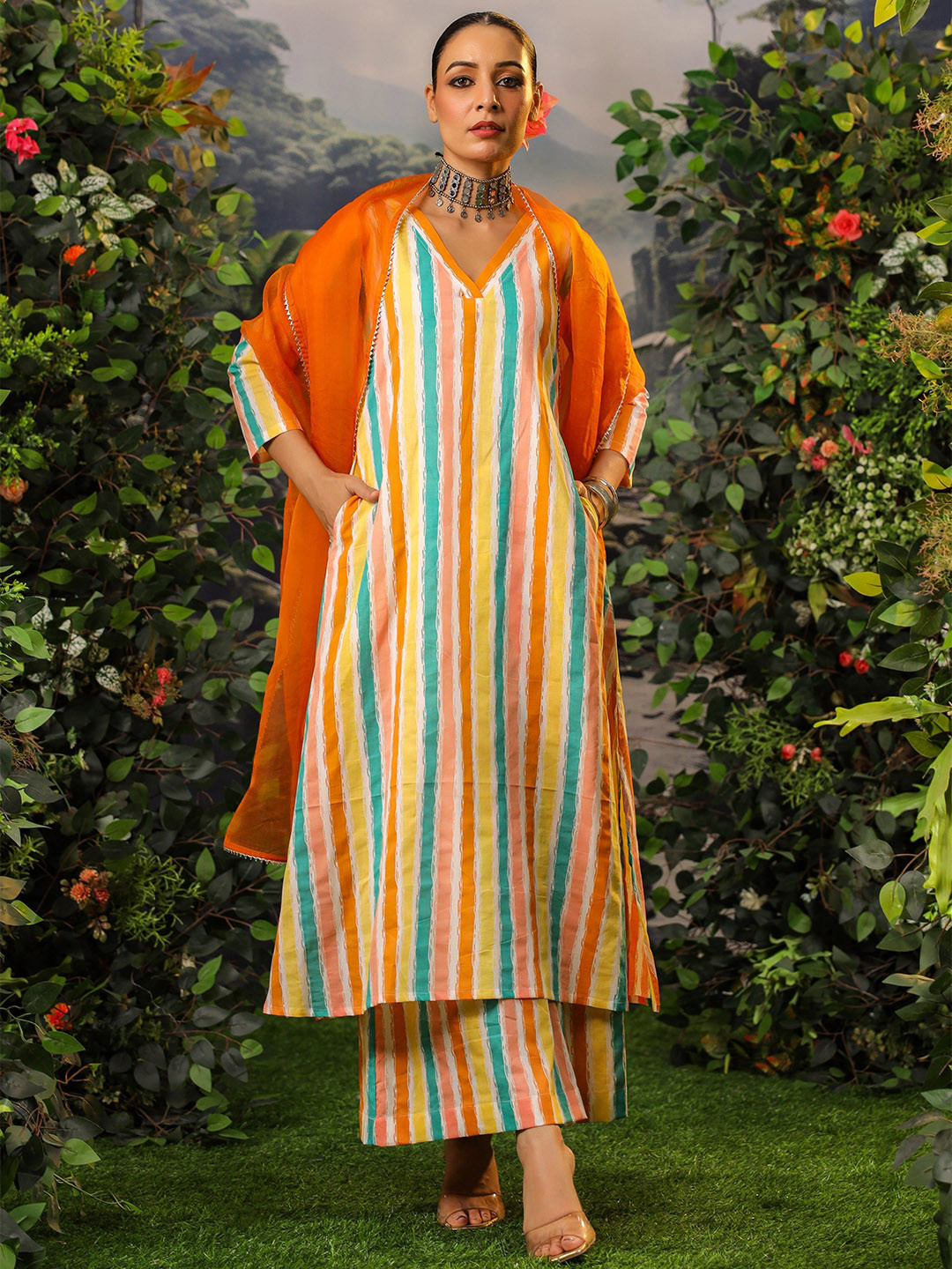 

DIMPLE DESIGN STUDIO Farheen Striped Gotta Patti Pure Cotton Kurta with Palazzos & Dupatta, Beige