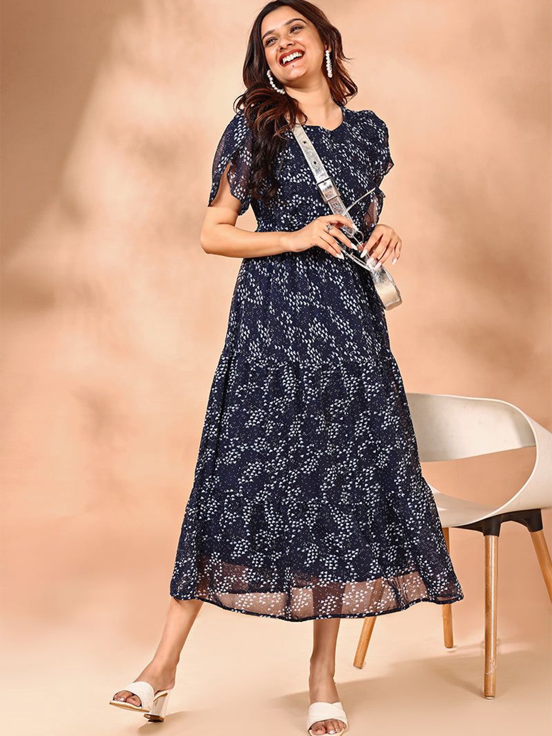 

Raiyani Enterprise Printed Georgette Fit & Flare Midi Dress, Blue
