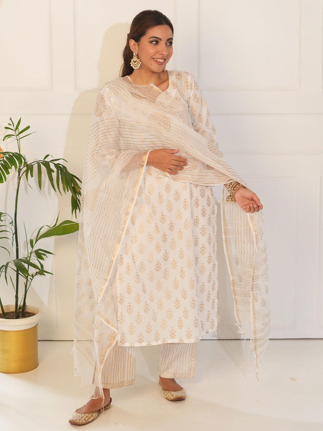 

DIMPLE DESIGN STUDIO Woven Design Pure Cotton A-Line Kurta With Palazzos & Dupatta, White