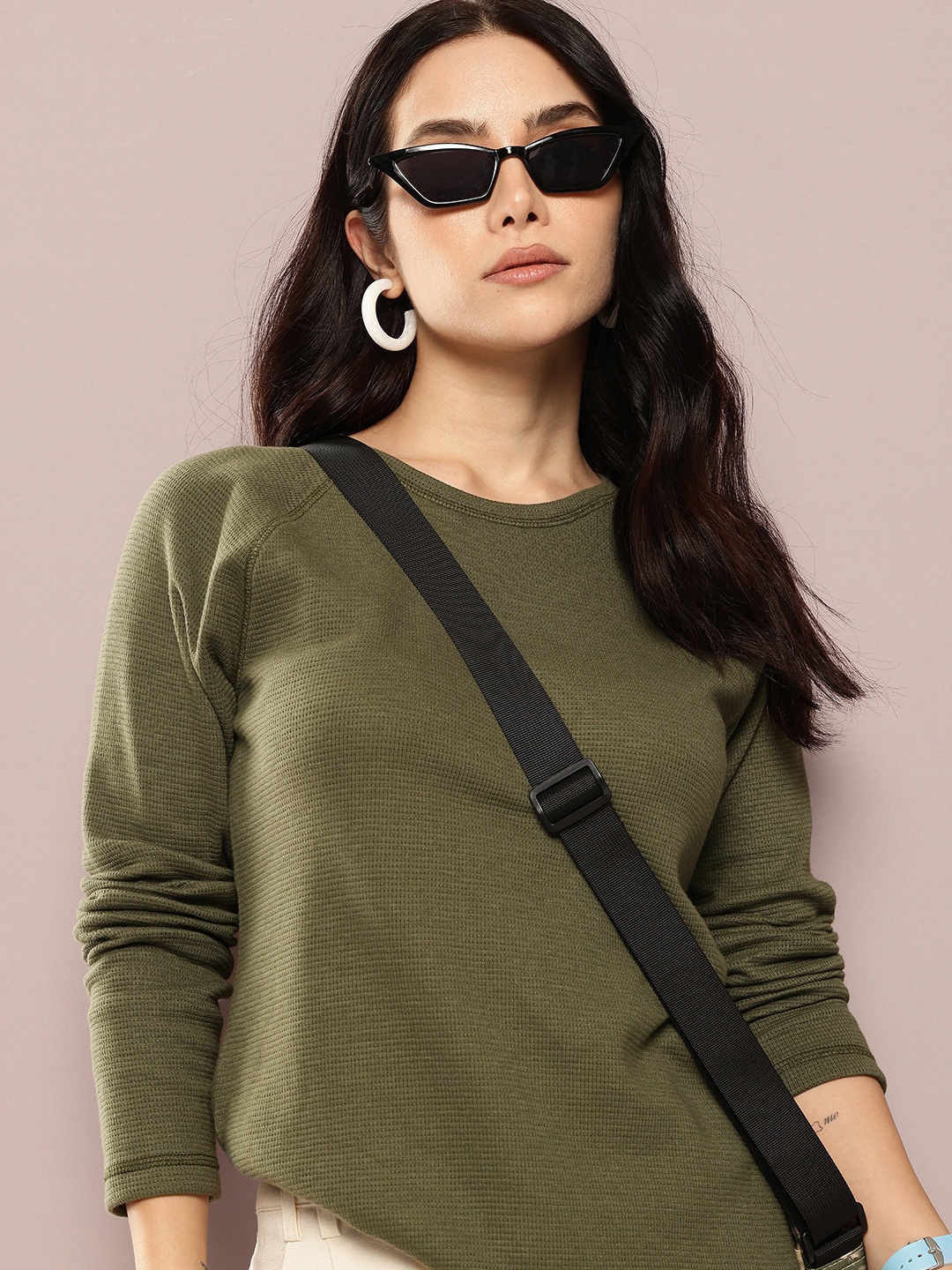 

Kook N Keech Self Design Raglan Sleeves T-shirt, Olive