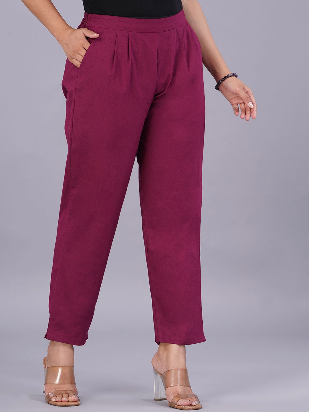 

VENITYWAVE Women Relaxed Pleated Trousers, Burgundy