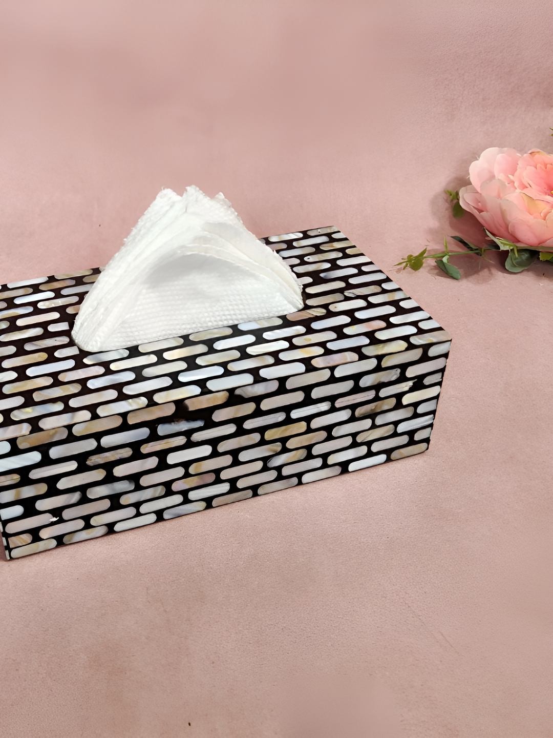 

THE HOME CO. White Geometric Printed Rectangle Shaped Wooden Tissue Holder