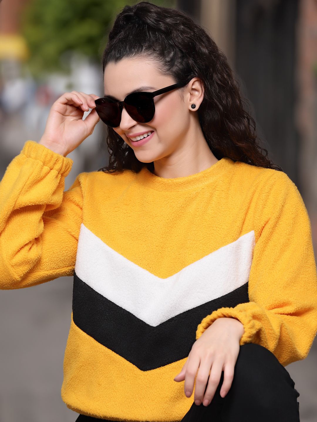 

STYLECAST X KASSUALLY Women Colourblocked Sweatshirt, Yellow