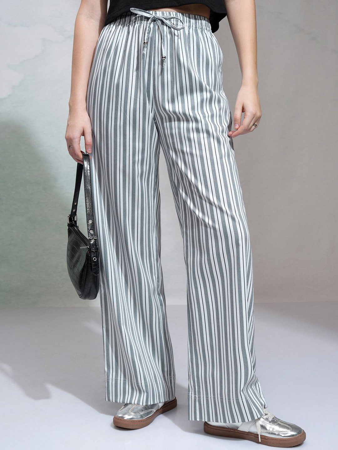 

Tokyo Talkies Women Striped Regular Fit Mid-Rise Pleated Trousers, Off white