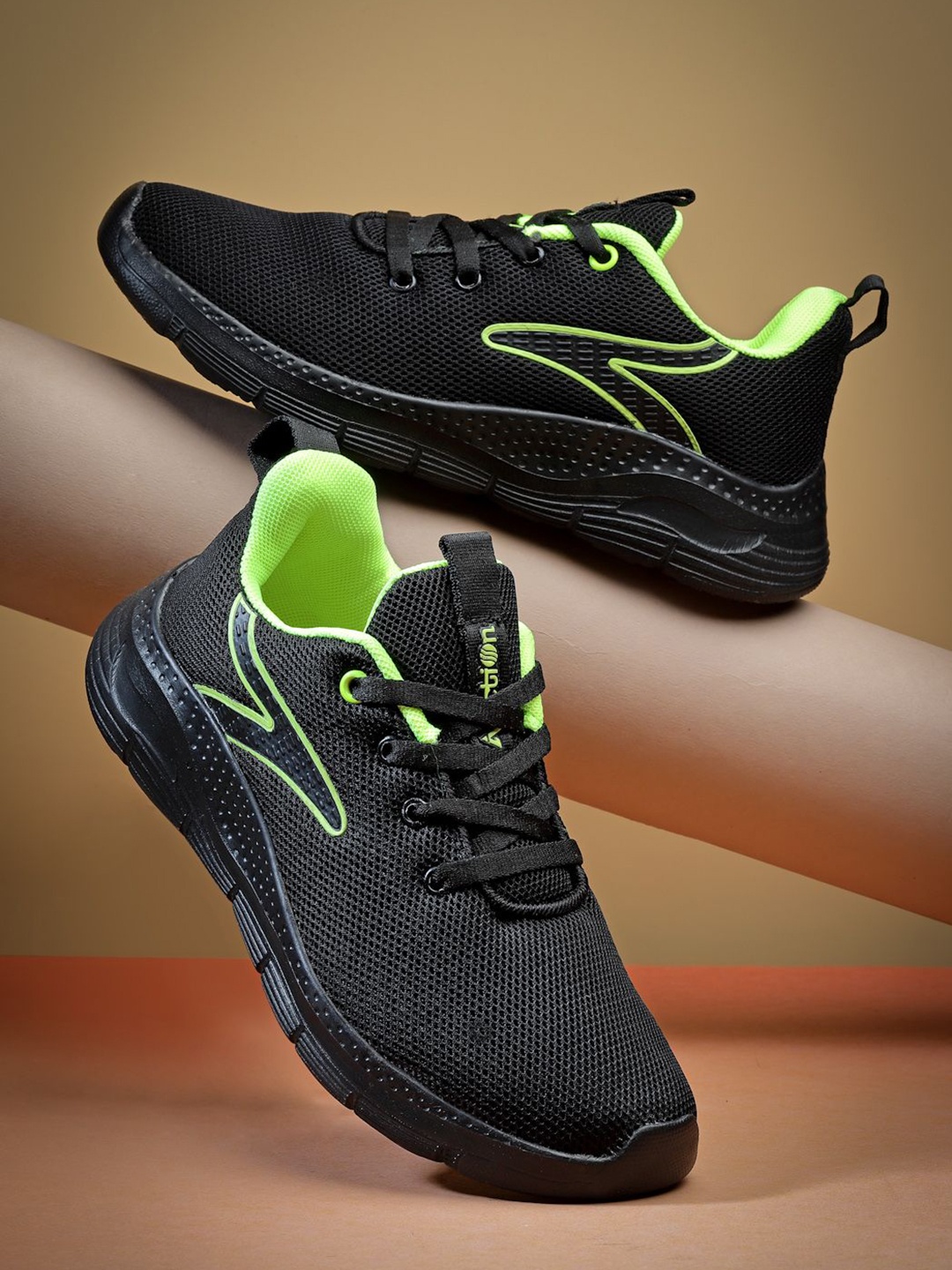 Action Boys Mesh Running Non-Marking Shoes, Black