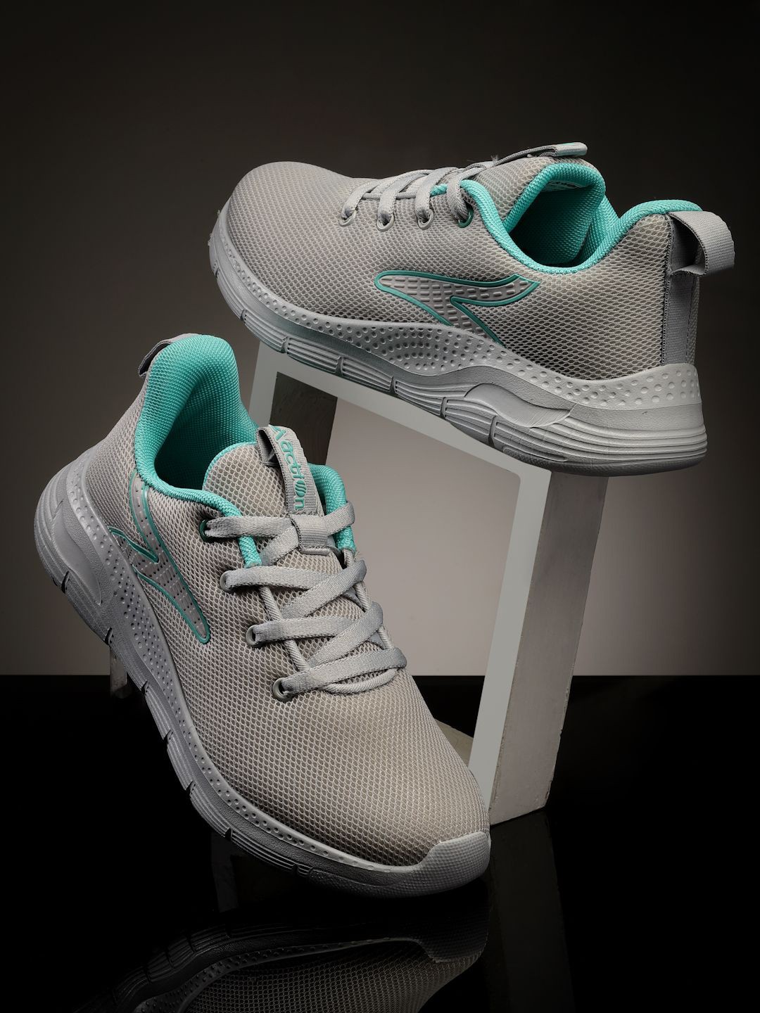 

Action Boys Mesh Running Non-Marking Shoes, Grey