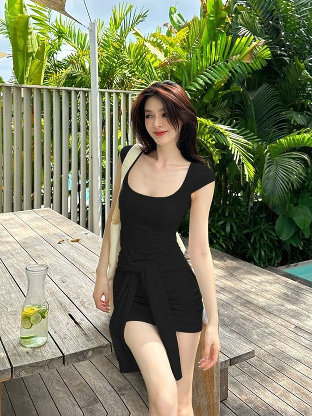 

LULU & SKY Cap Sleeves Bodycon Dress, Black