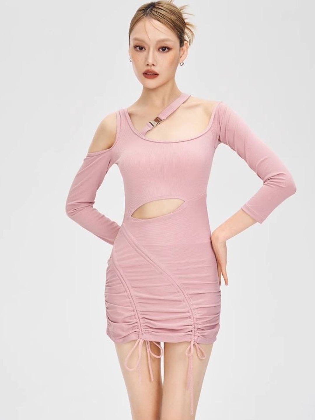 

LULU & SKY Women Cold-Shoulder Cut-Outs Bodycon Mini Dress, Pink