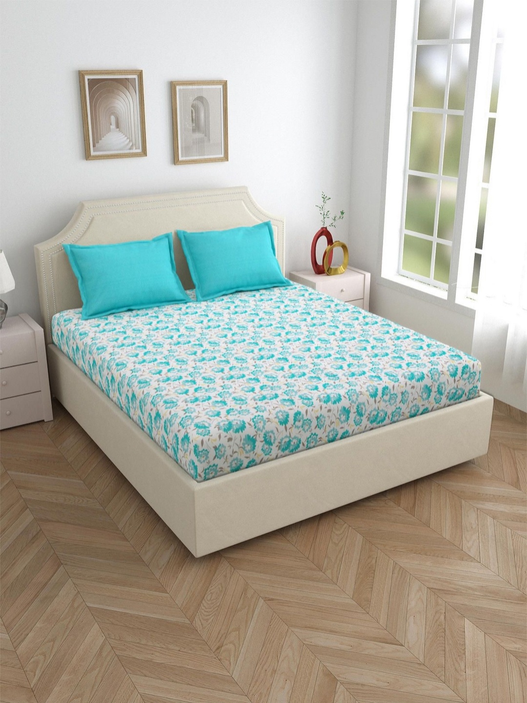 

Aura Blue & Grey Floral 144 TC Cotton King Bedsheet with 2 Pillow Covers 2.74 m x 2.74 m