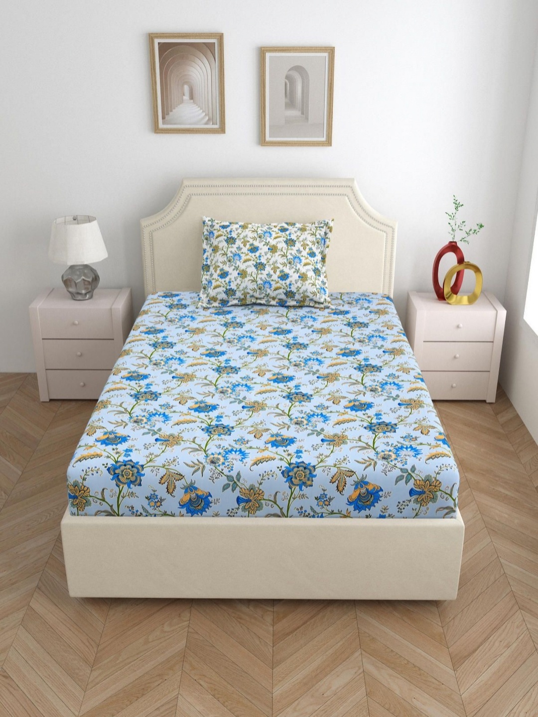 

Aura Blue & Yellow Floral 144 TC Cotton Single Bedsheet Set 2.28 m x 1.50 m