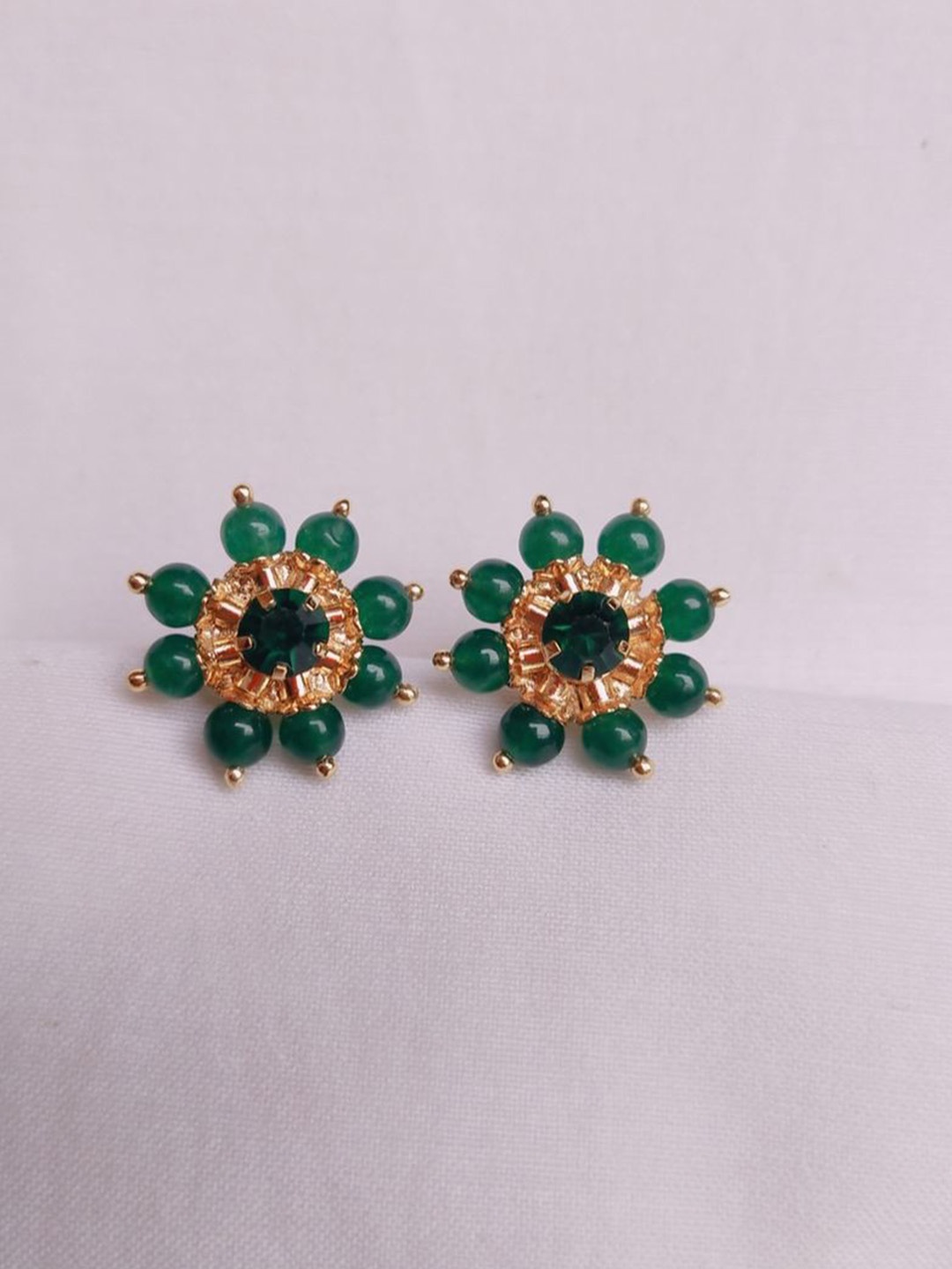 

kurdekars divuu Contemporary Studs Earrings, Gold