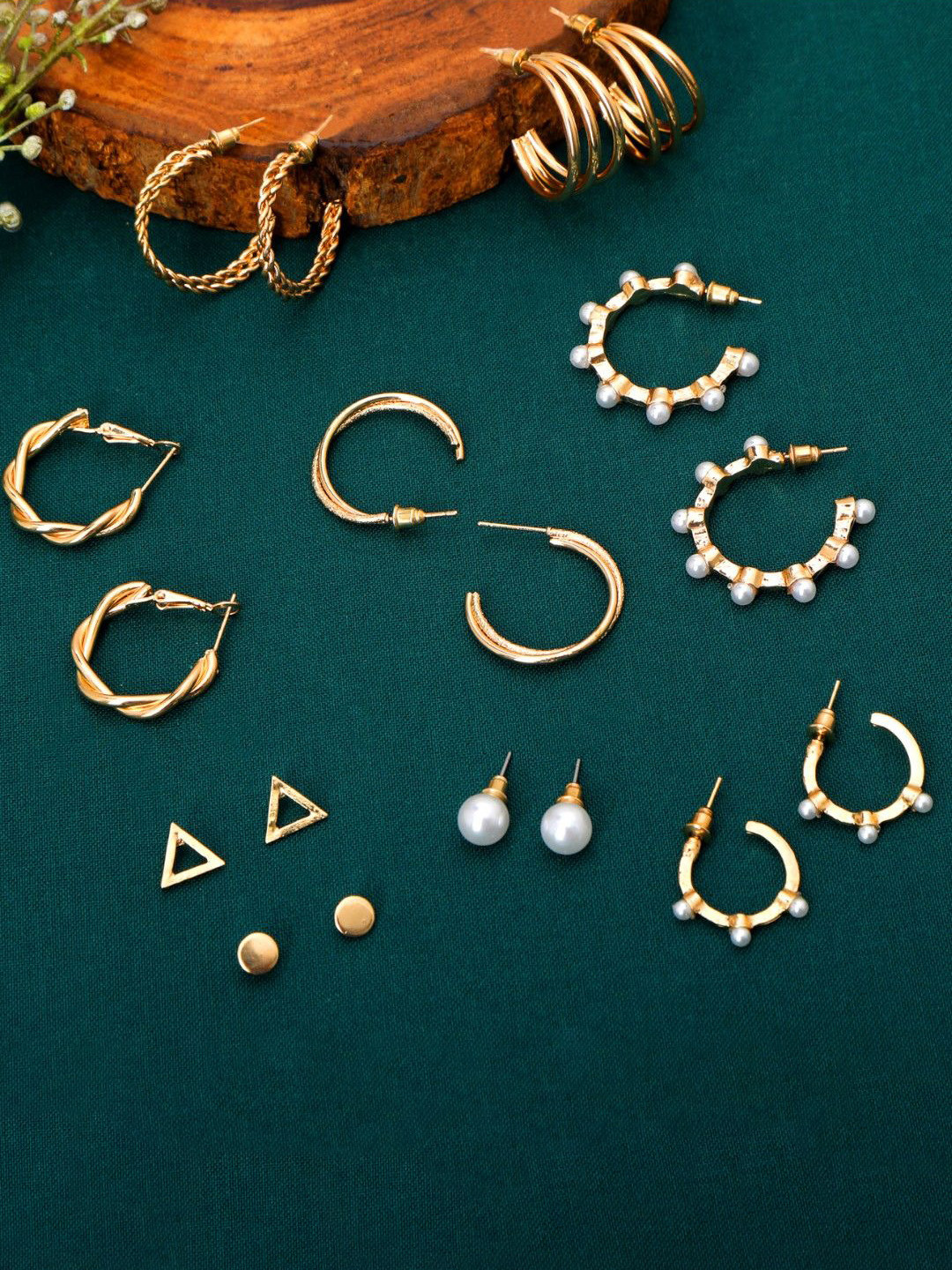 

DressBerry Circular Hoop Earrings, Gold