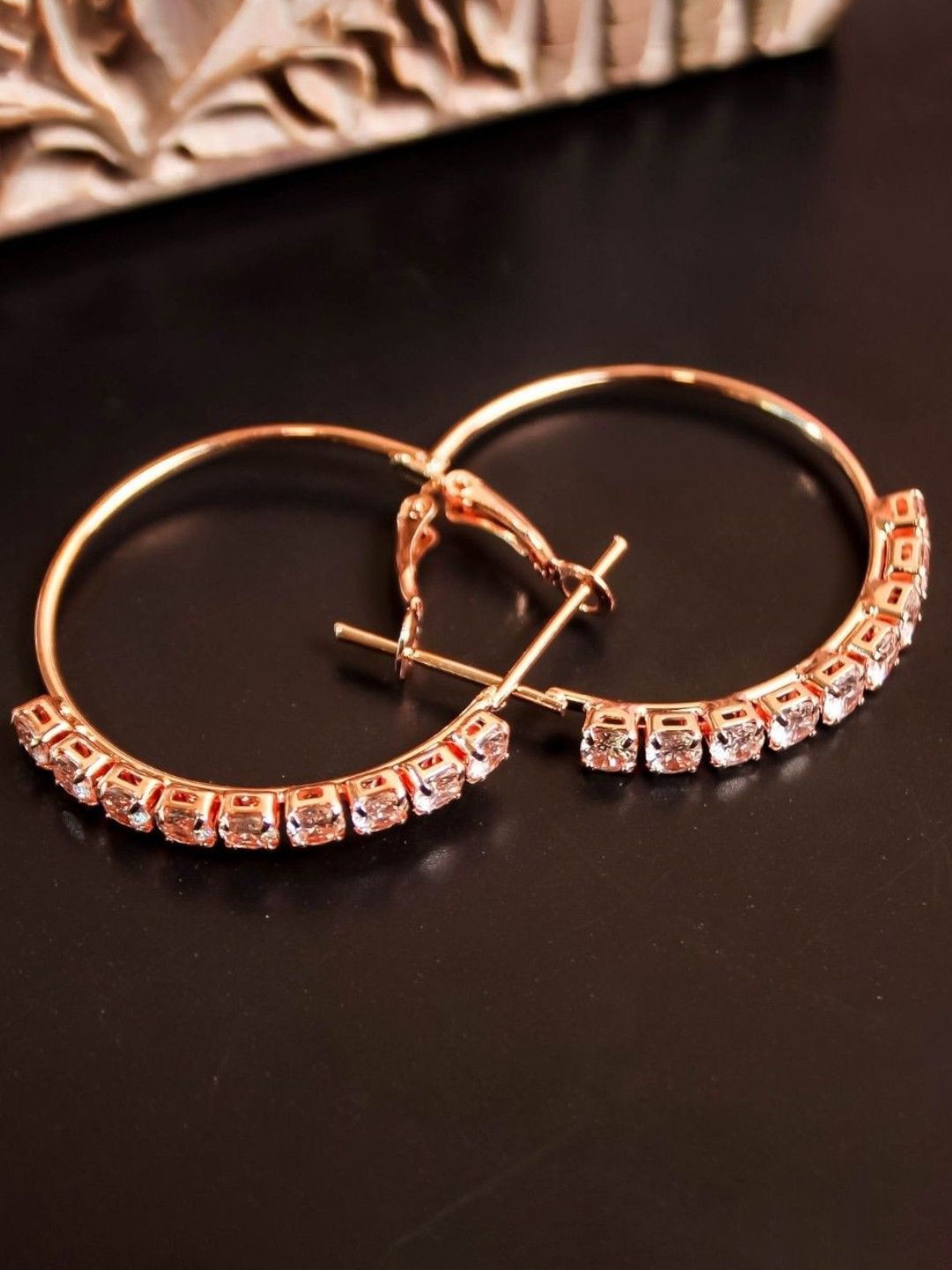 

DressBerry Circular Hoop Earrings, Gold