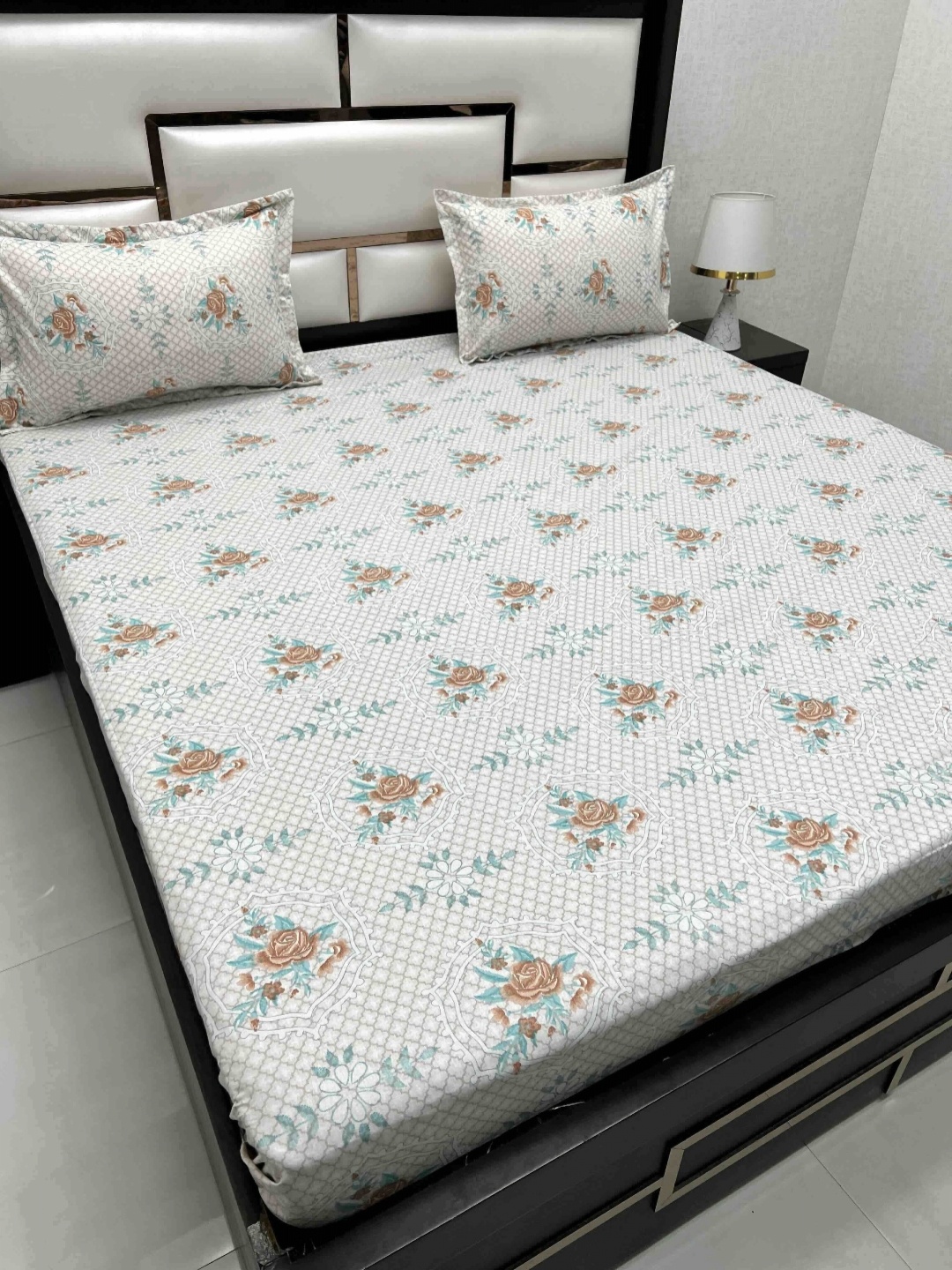 

Velar Fur Sib White Printed Pure Cotton 380 TC King Bedsheet Set 2.74 x 2.74 m