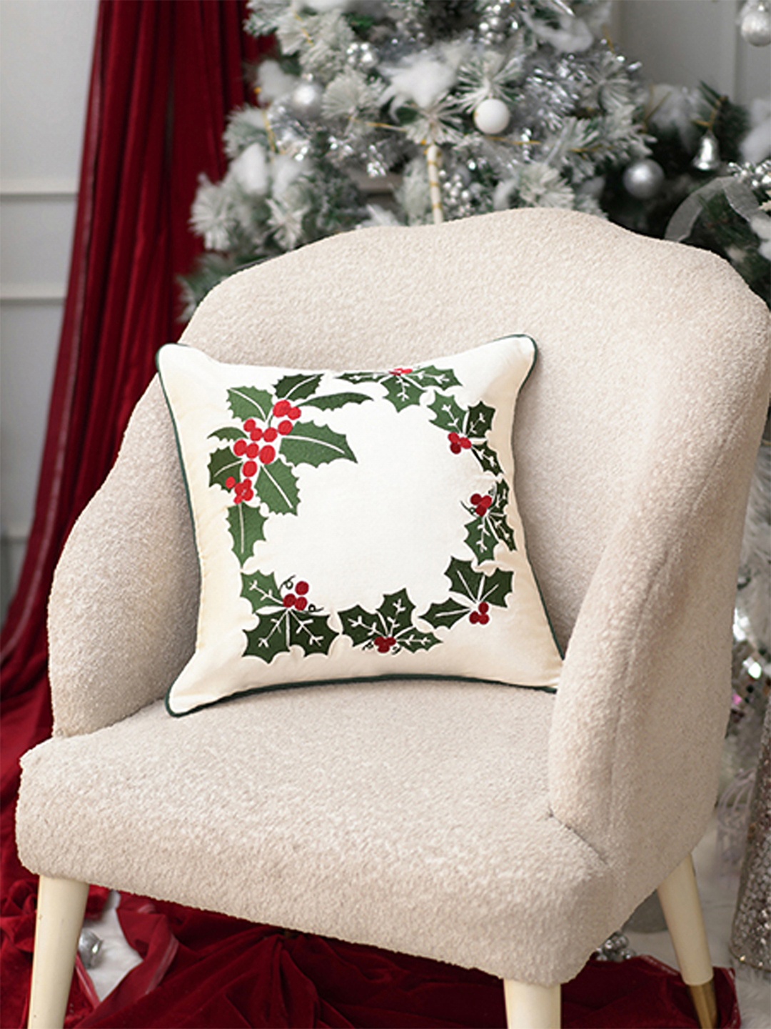 

BELIHODE Set of 2 The Holly Sprig Embroidered Cushion Cover, Cream