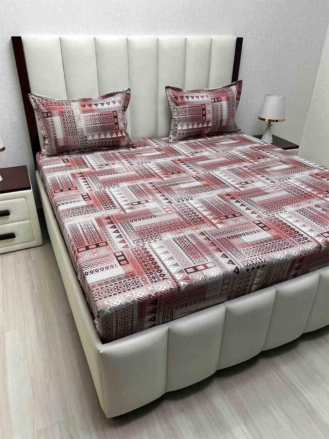 

Velar Fur Sib Brown Printed Pure Cotton 260 TC King Bedsheet Set 2.74 x 2.74 m
