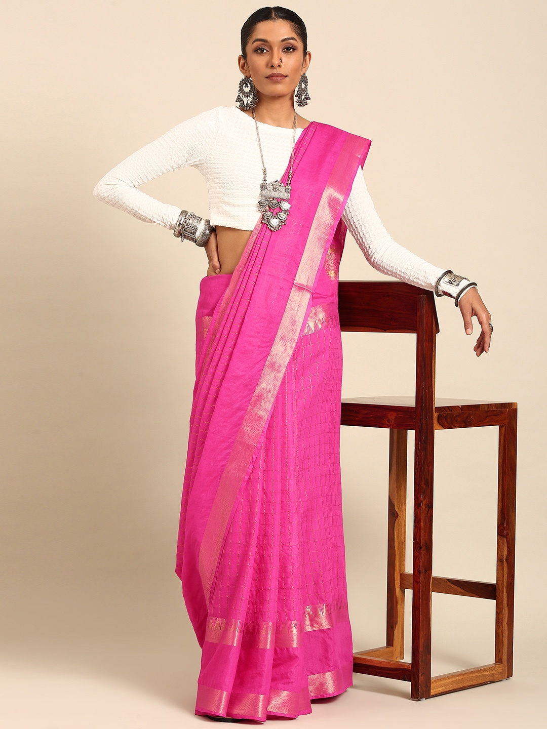 

Taavi Woven Design Silk Blend Handloom Saree, Pink