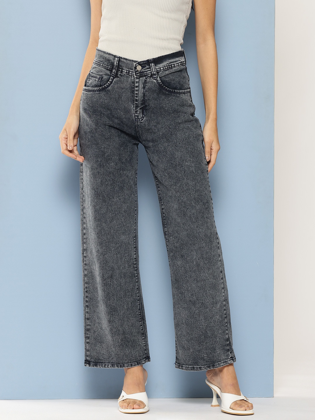 

Aarika Women Hottie Acid Wash Jeans, Grey