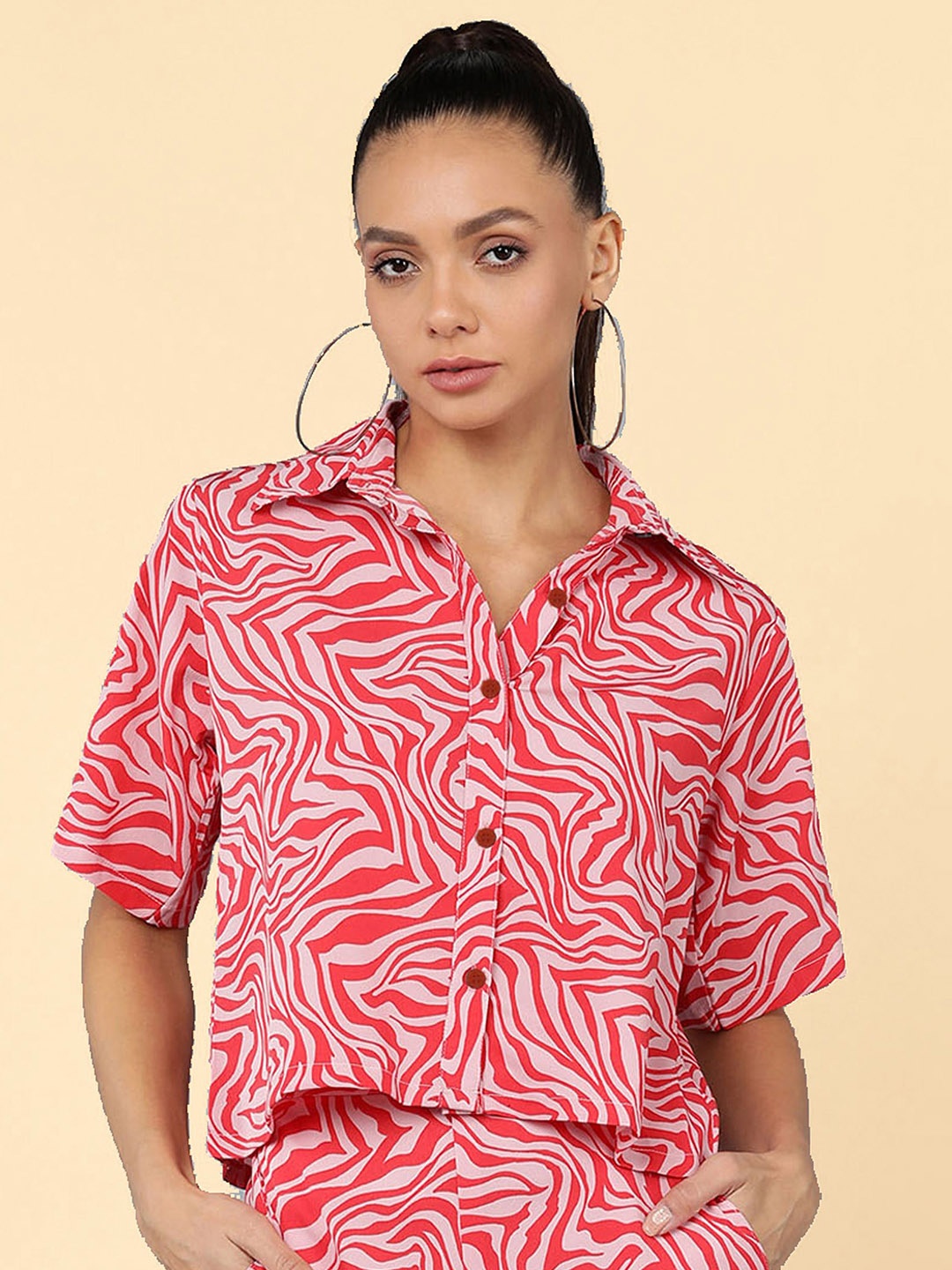 

Fashfun Women Spread Collar Abstract Printed Relaxed Fit Casual Shirt, White