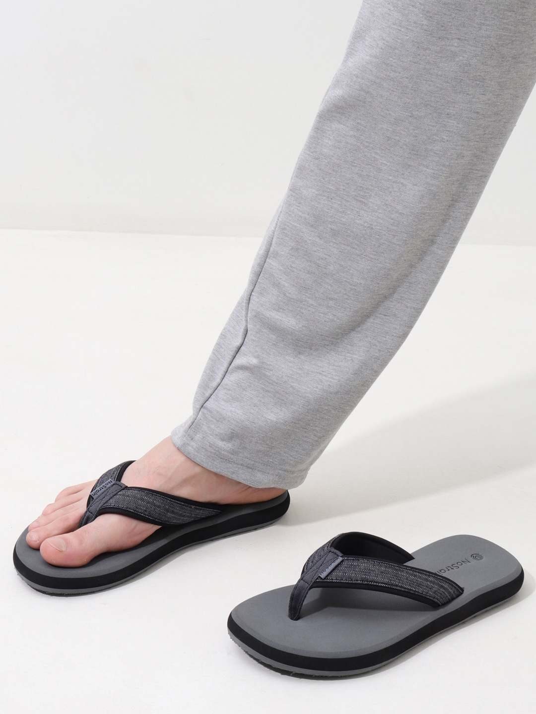 

NoStrain Men Denim Slippers, Grey