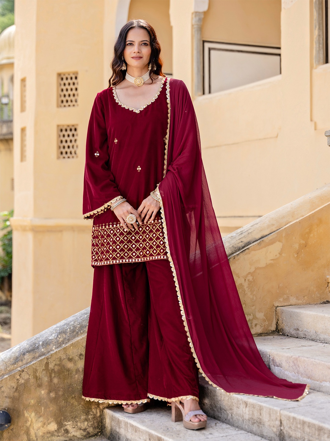 

KASYA Embroidered Sequinned Velvet Straight Kurti With Sharara & Dupatta, Red