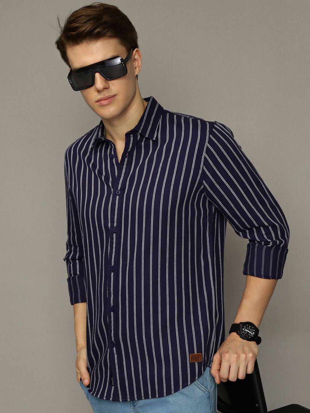 

The Roadster Lifestyle Co. Men Premium Spread Collar Vertical Striped Cotton Casual Shirt, Navy blue