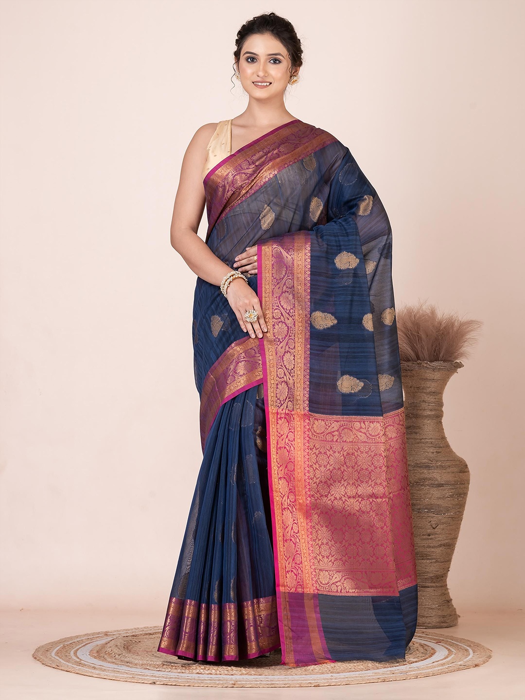 

VIBHAVARI Woven Design Zari Silk Blend Saree, Blue