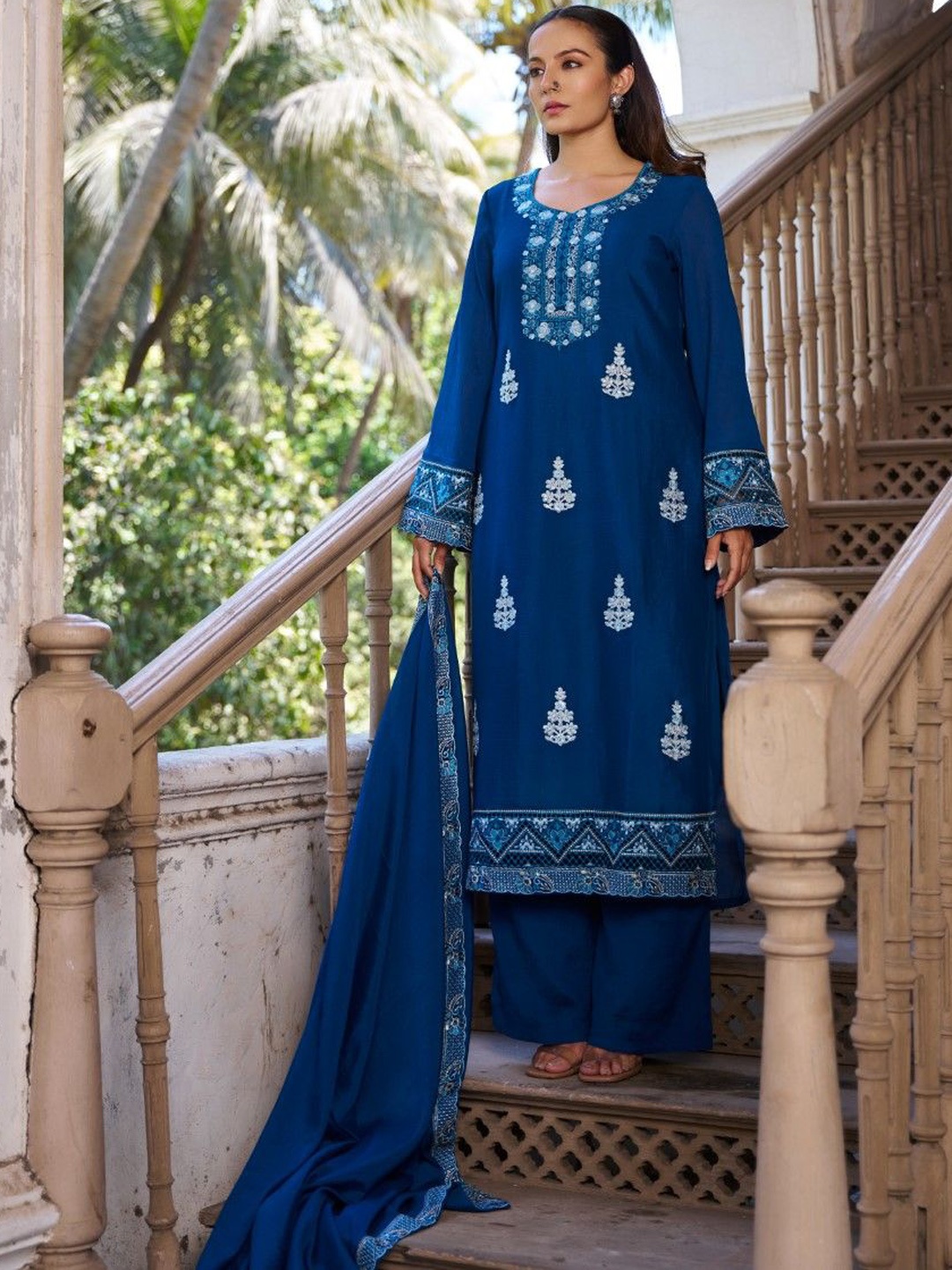 

HOUSE OF MIRA Round Neck Floral Embroidered Thread Work Kurta with Palazzo & Dupatta, Blue