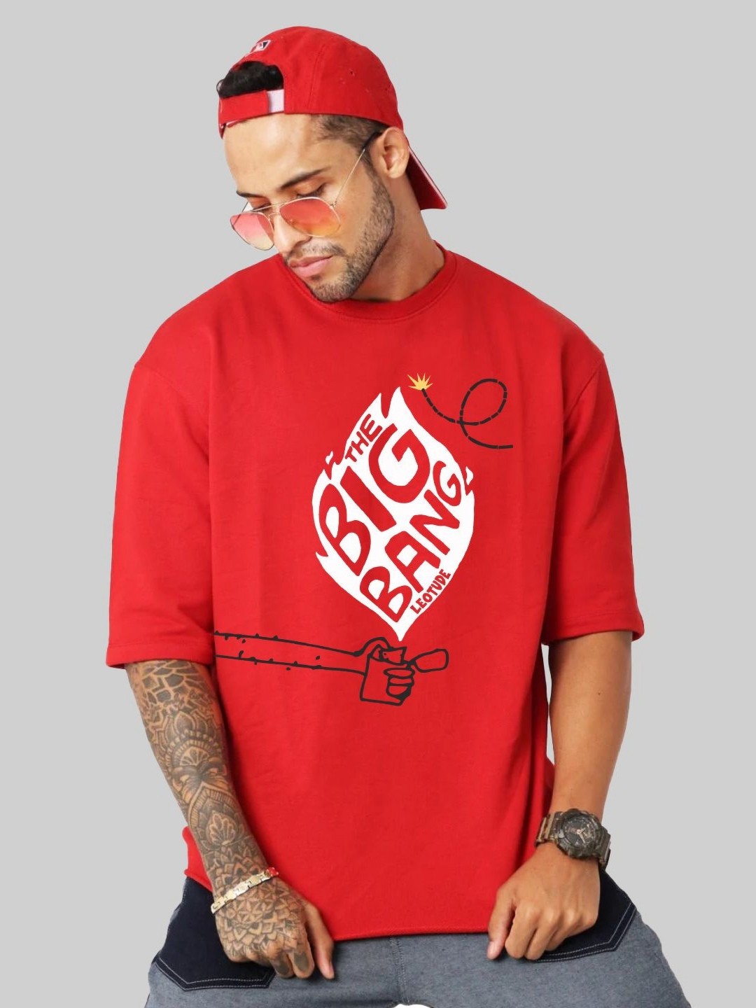 

Leotude Men Graphic Printed Round Neck Cotton Relaxed Fit T-shirt, Red