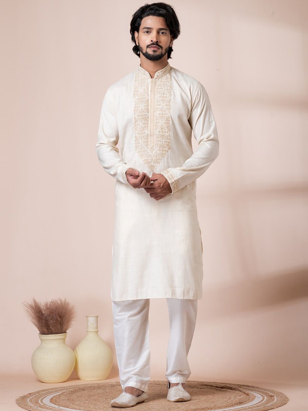 

HU - Handcrafted Uniquely Floral Yoke Design Thread Work Pure Cotton Kurta & Pyjamas, Cream
