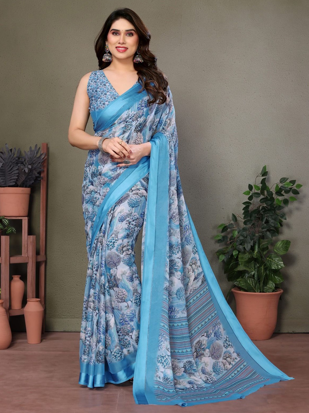 

PHORIA STYLE Floral Pure Chiffon Saree, Blue