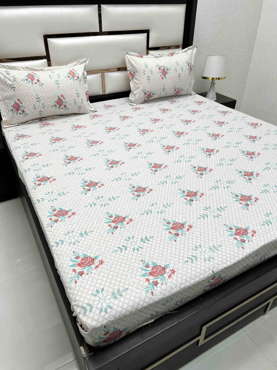 

Velar Fur Sib Pink Printed Pure Cotton 250 TC King Bedsheet Set 2.74 x 2.74 m