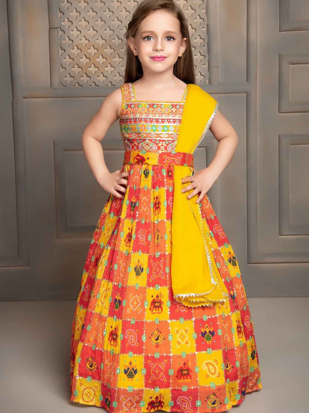 

Lagorii Girls Printed Ready to Wear Lehenga & Blouse With Dupatta, Yellow