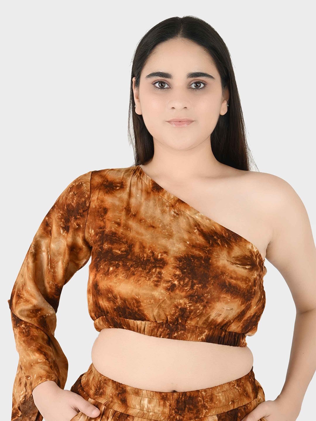 

Blissence Tie and Dye Print One Shoulder Bell Sleeve Crop Top, Brown