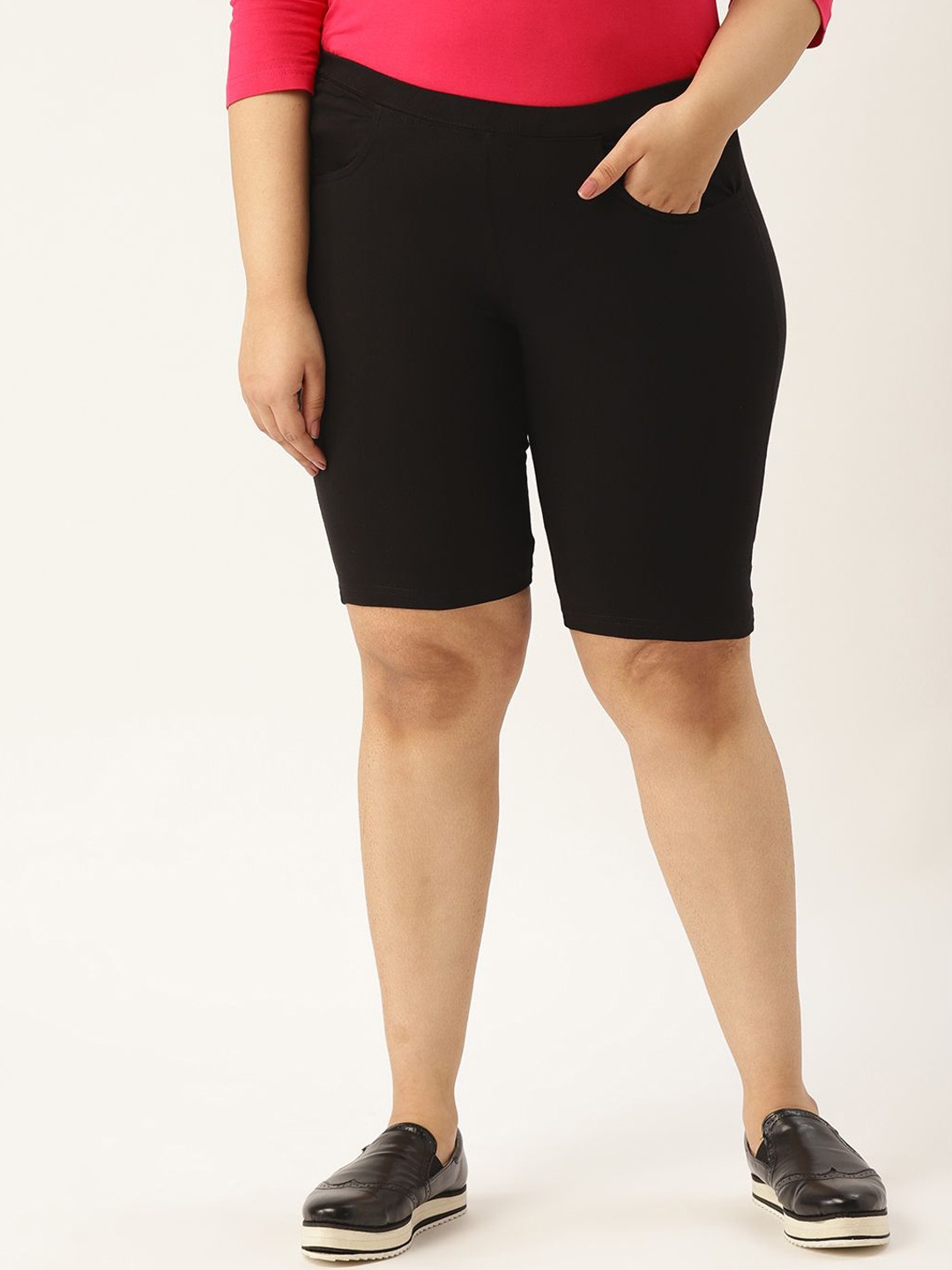 

theRebelinme Women High-Rise Hot Pants Shorts, Black
