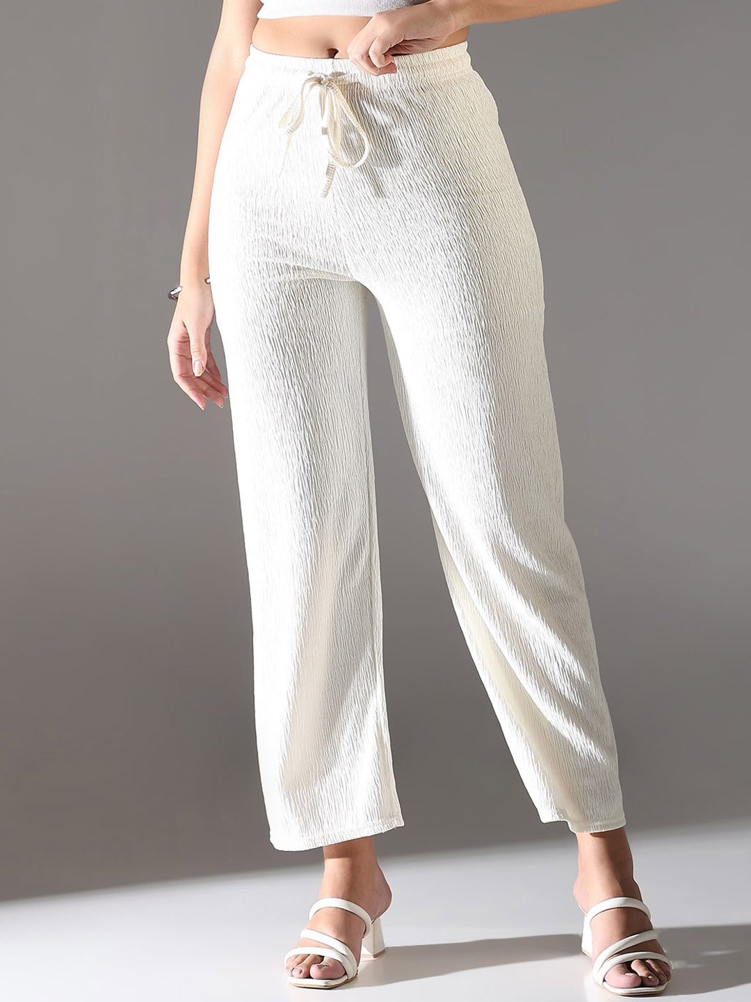 

SHOWOFF Women Comfort Straight Fit Trousers, Off white