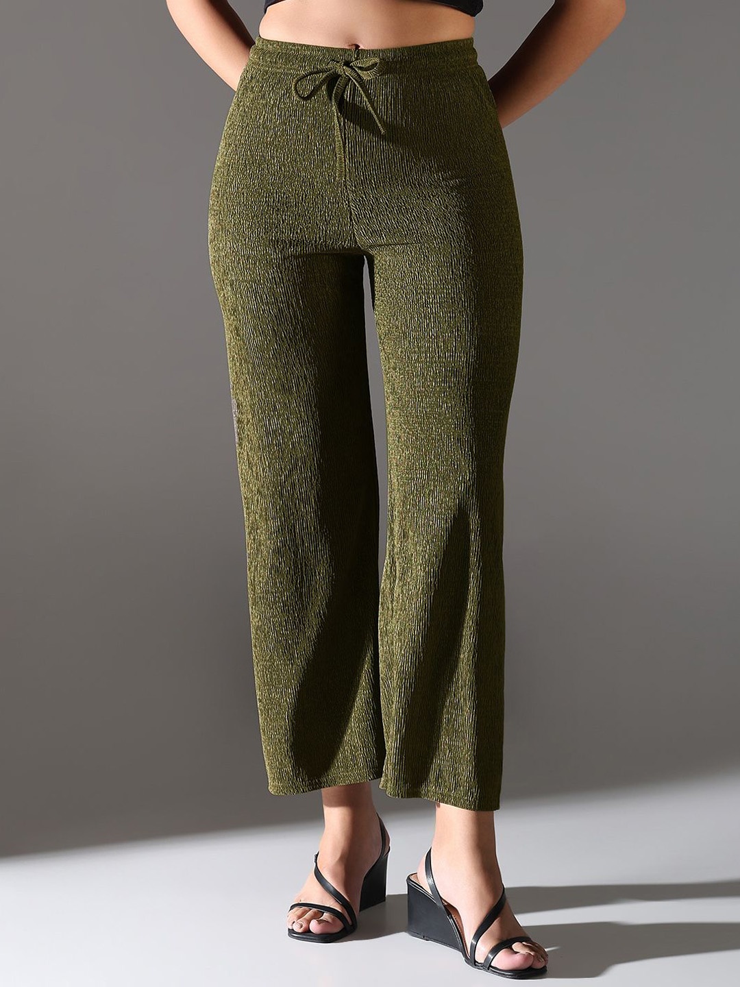 

SHOWOFF Women Comfort Straight Fit Trousers, Olive