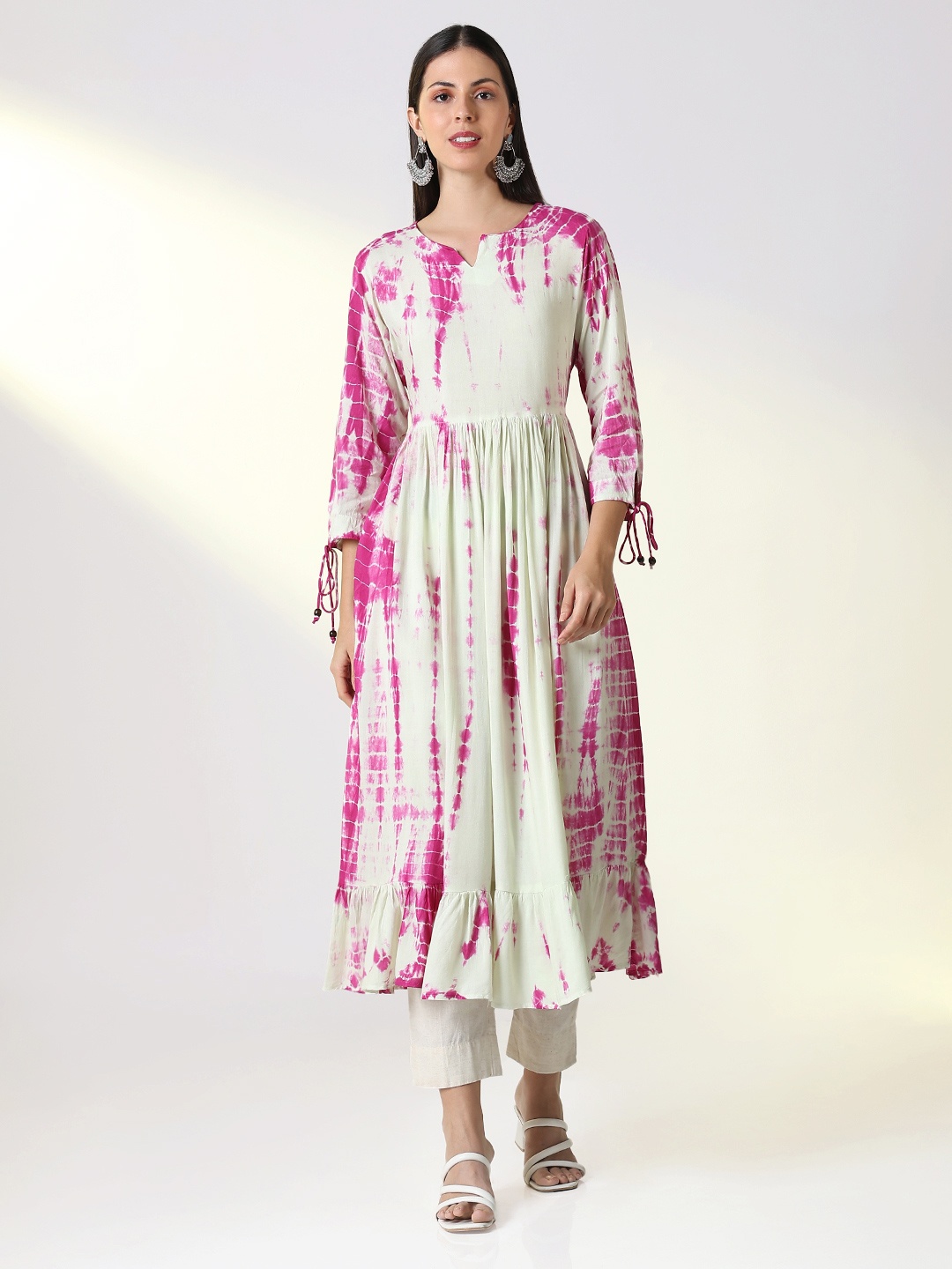 

SHOWOFF Abstract Dyed Cotton Anarkali Kurta, Off white