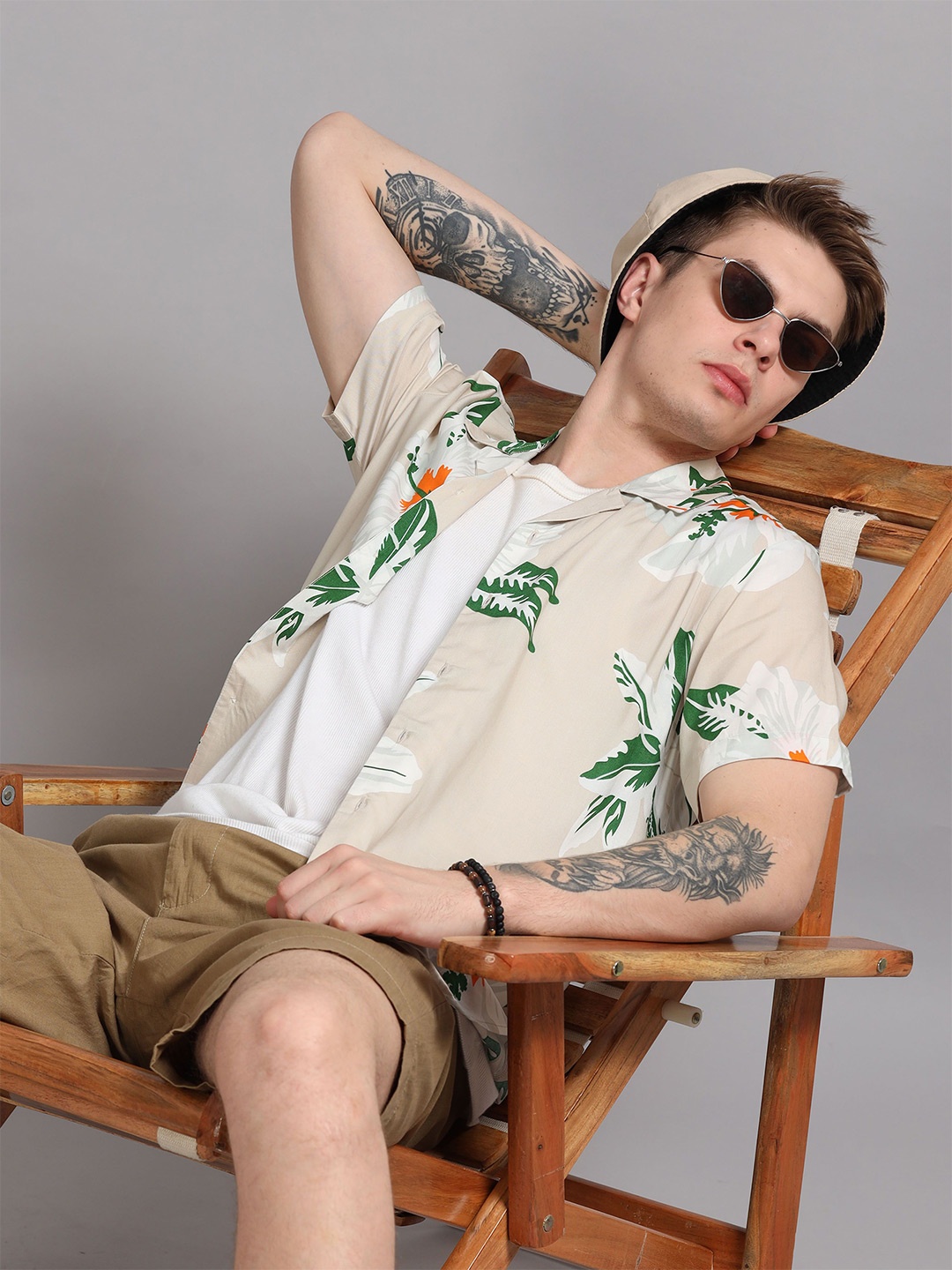 

StitchX Men Slim Fit Half Sleeve Floral Printed Cuban Collar Shirt, Beige