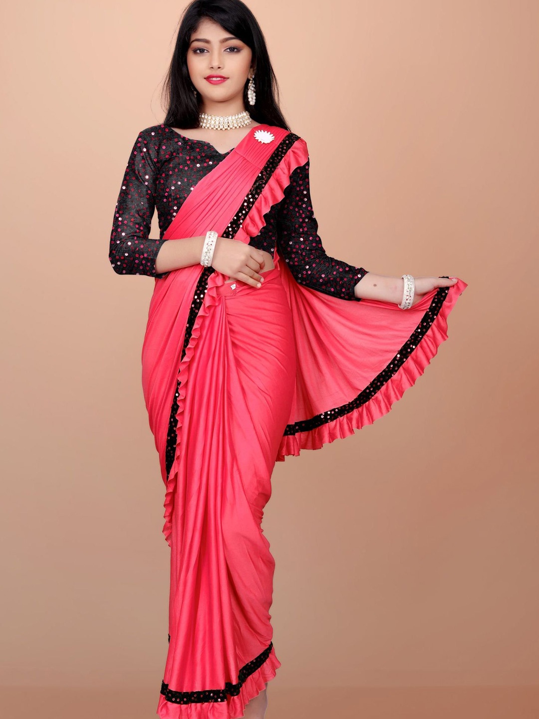 

Aika Sequinned Ready to Wear Saree, Pink