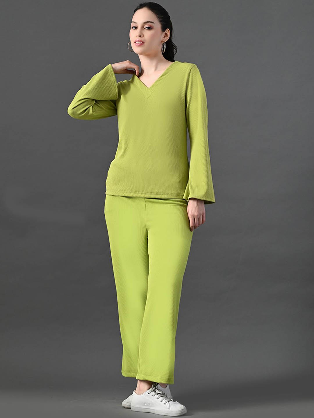 

Myshka V-Neck Long Sleeves Top With Trouser, Green