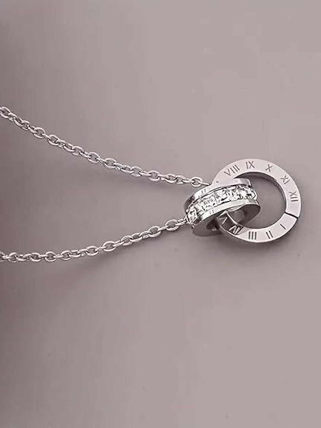 

Lila Circular Pendants with Chains, Silver