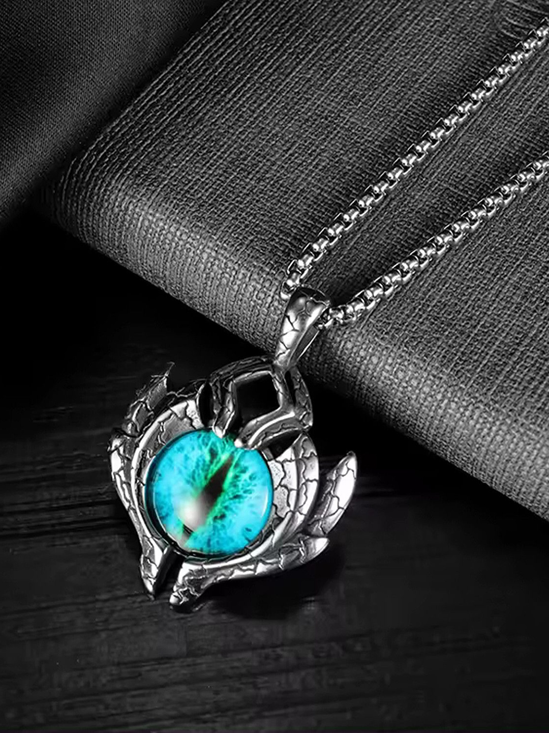 

Lila Unisex Stainless Steel Devil Eye Pendant With Chain, Silver