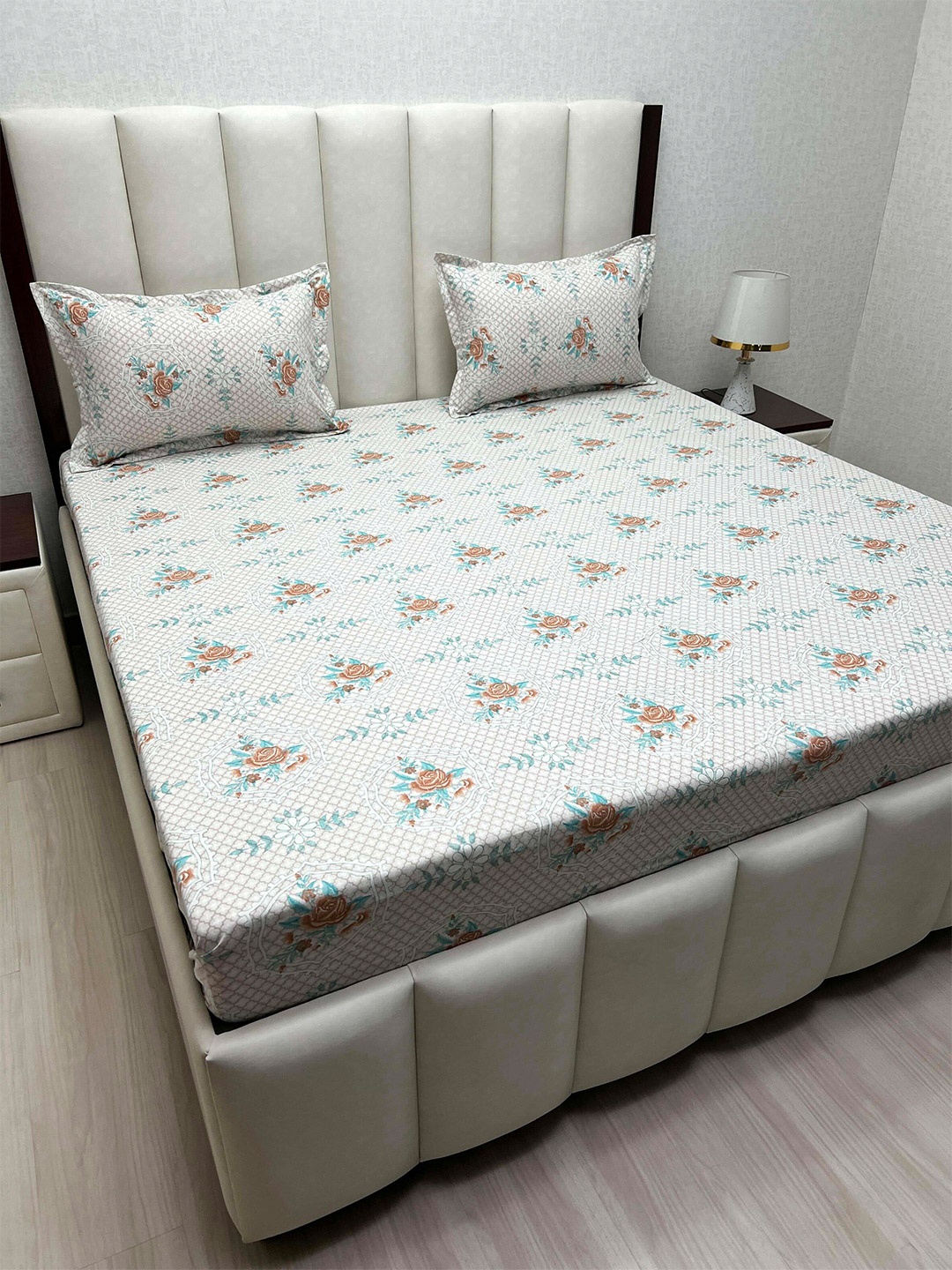 

Velar Fur Sib White Printed Pure Cotton 220 TC King Bedsheet Set 2.74 x 2.74 m