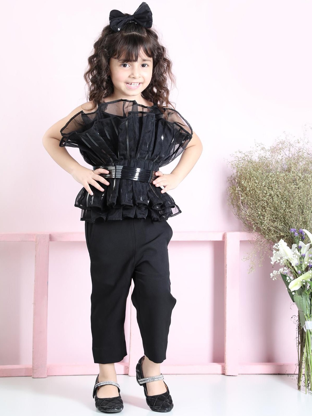 

THE LITTLE CELEBS Girls Embellished Sleeveless Top With Trouser With Belt, Black