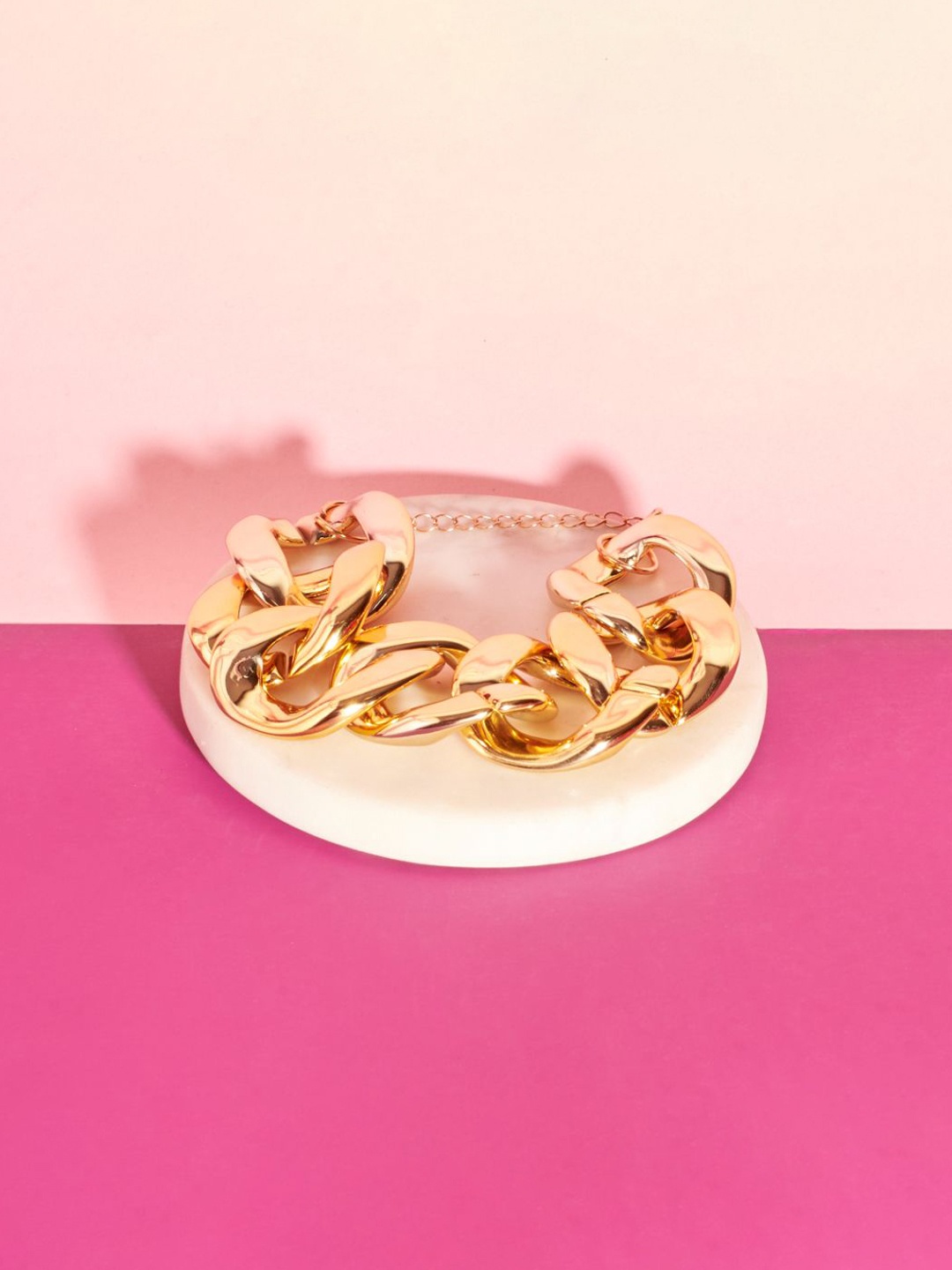 

SALTY Women Modern Gold Paper Chain Link Bracelet