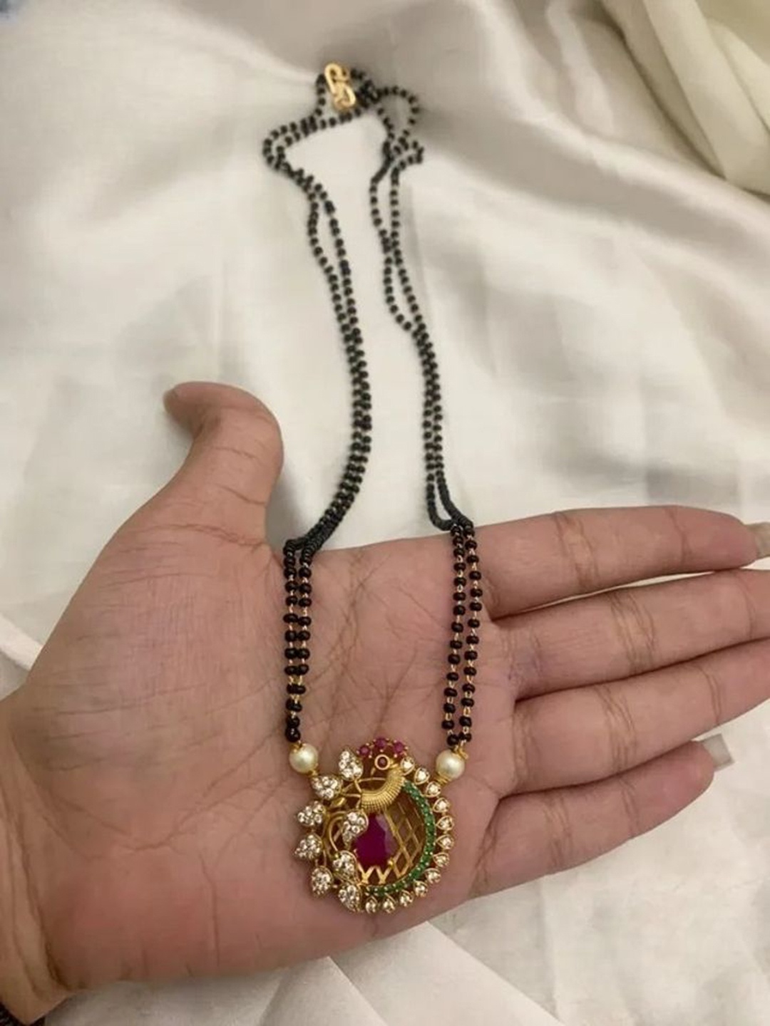 

Rangrozo Jewellery Gold-Plated Stones Studded & Beaded Mangalsutra