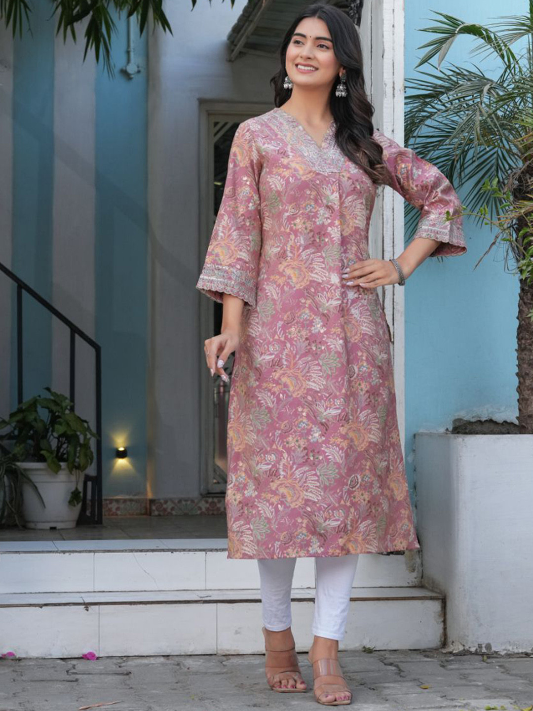 

KALINI Floral Printed Sequinned V-Neck Straight Kurta, Peach