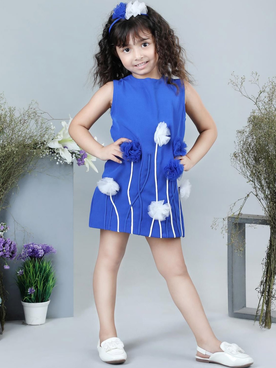 

THE LITTLE CELEBS Crepe Sheath Dress, Blue