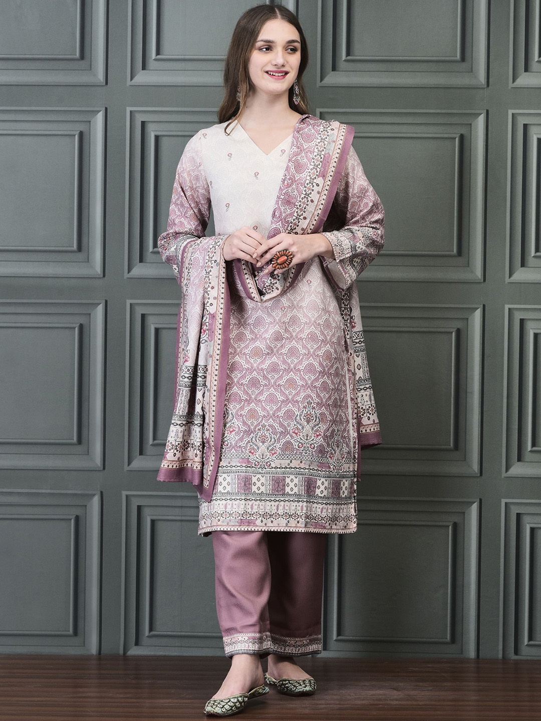 

Shree Ethnic Motifs Printed Straight Kurta with Trousers & Dupatta, Pink